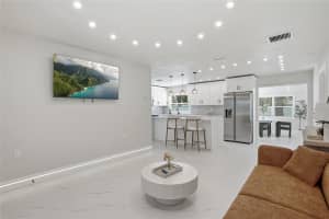 513 WHITE OAK AVENUE, BRANDON, FL 33510 - MLS#MFRTB8515999