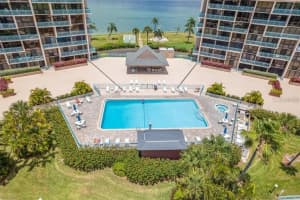 1 KEY CAPRI #302E, TREASURE ISLAND, FL 33706 - MLS#MFRTB8516002