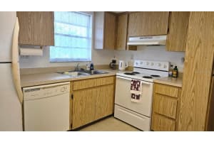 9815 47TH AVENUE, ST PETERSBURG, FL 33708 - MLS#MFRTB8516068