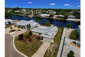 803 LEISEY CIRCLE, RUSKIN, FL 33570 - MLS#MFRTB8516124