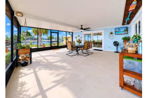 803 LEISEY CIRCLE, RUSKIN, FL 33570 - MLS#MFRTB8516124