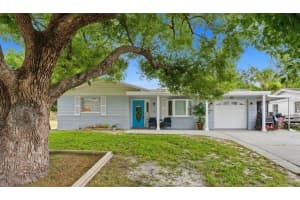 4344 Oak Bluff Ave, HOLIDAY 4344 Oak Bluff Ave, HOLIDAY