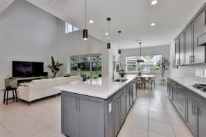 6107 GOLDEN BEACH DRIVE, APOLLO BEACH, FL 33572 - MLS#MFRTB8516163