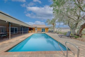 4119 CROSSWATER DRIVE, TAMPA, FL 33615 - MLS#MFRTB8516278