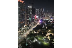 335 BISCAYNE BOULEVARD, MIAMI, FL 33131 - MLS#MFRTB8516433