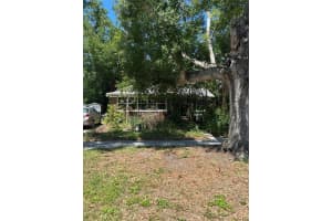 2720 BAYSIDE DRIVE, ST PETERSBURG, FL 33705 - MLS#MFRTB8516478