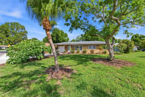 7555 19TH AVENUE, ST PETERSBURG, FL 33710 - MLS#MFRTB8516503