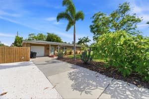 7555 19TH AVENUE, ST PETERSBURG, FL 33710 - MLS#MFRTB8516503