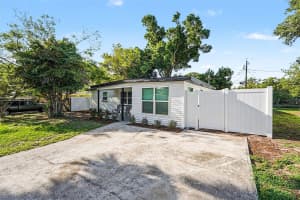 10510 112TH AVE, LARGO, FL 33773 - MLS#MFRTB8516644
