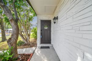 6551 WEST SHORE CIRCLE, TAMPA, FL 33616 - MLS#MFRTB8516713