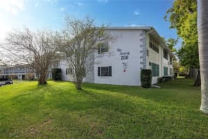 200 Glennes Ln #114, DUNEDIN 200 Glennes Ln #114, DUNEDIN