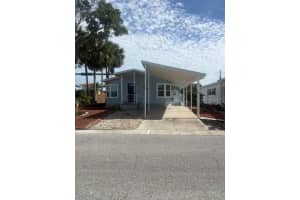 1 Pelican Dr N, OLDSMAR