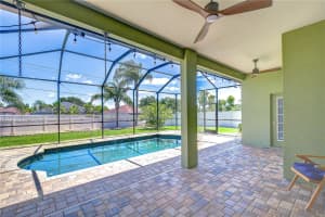 2804 ABBEY GROVE DRIVE, VALRICO, FL 33594 - MLS#MFRTB8517115