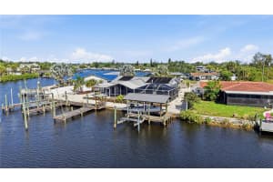 103 6TH STREET, RUSKIN, FL 33570 - MLS#MFRTB8517160