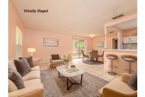 8702 FISH LAKE ROAD, TAMPA, FL 33619 - MLS#MFRTB8517277