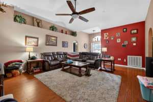 321 SQUIRES GROVE DRIVE, WINTER HAVEN, FL 33880 - MLS#MFRTB8517299