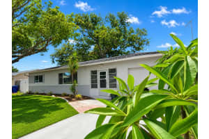 6000 42ND AVENUE, ST PETERSBURG, FL 33709 - MLS#MFRTB8517395