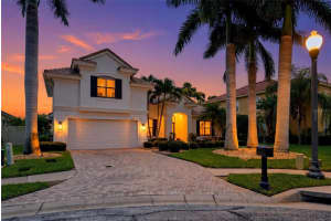 2691 LAKEBREEZE LANE, CLEARWATER, FL 33759 - MLS#MFRTB8517407