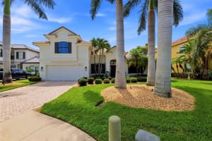 2691 LAKEBREEZE LANE, CLEARWATER, FL 33759 - MLS#MFRTB8517407