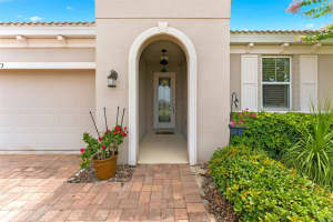 2173 WEAVER BIRD LANE, VENICE, FL 34292 - MLS#MFRTB8517419