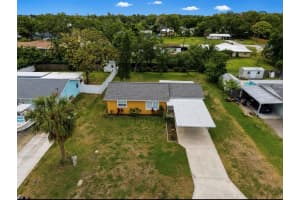 404 12TH STREET, RUSKIN, FL 33570 - MLS#MFRTB8517448