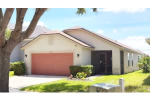 11848 WHISPER CREEK DRIVE, RIVERVIEW, FL 33569 - MLS#MFRTB8517456