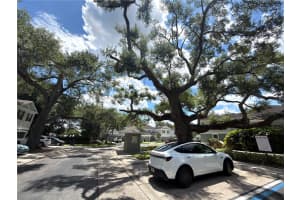2437 EARLSWOOD COURT, BRANDON, FL 33510 - MLS#MFRTB8517502