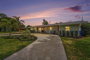 6825 11th Ave N, ST PETERSBURG