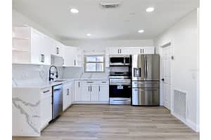 7505 ELLICOTT STREET, TAMPA, FL 33615 - MLS#MFRTB8517572