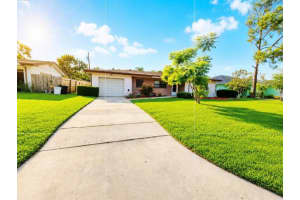 164 PINEWOOD AVENUE, CLEARWATER, FL 33765 - MLS#MFRTB8517610