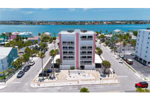 555 GULF WAY, ST PETE BEACH, FL 33706 - MLS#MFRTB8517725