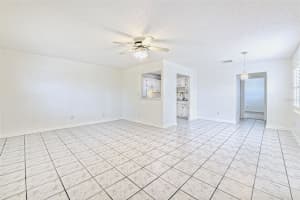 401 DORCHESTER PLACE, SUN CITY CENTER, FL 33573 - MLS#MFRTB8517736