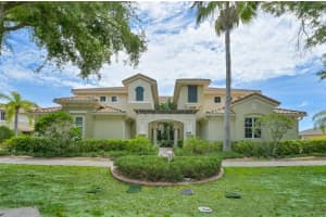1440 Emerald Dunes Dr, SUN CITY CENTER