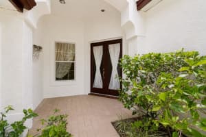 10502 CASTLEFORD WAY, TAMPA, FL 33626 - MLS#MFRTB8518027