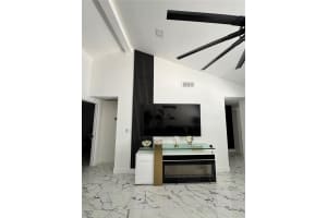 10114 BRIARWICK COURT, TAMPA, FL 33615 - MLS#MFRTB8518261