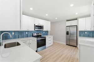 7528 17TH WAY, ST PETERSBURG, FL 33702 - MLS#MFRTB8518266