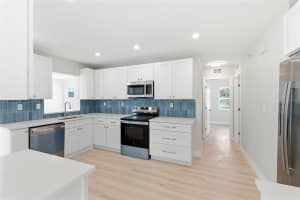 7528 17TH WAY, ST PETERSBURG, FL 33702 - MLS#MFRTB8518266