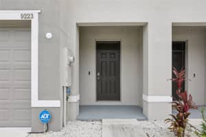 9223 ROCK HARBOUR WAY, TAMPA, FL 33637 - MLS#MFRTB8518269