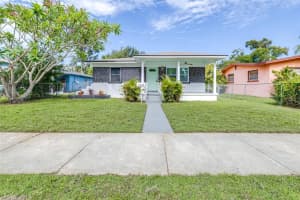 2325 HIGHLAND STREET, ST PETERSBURG, FL 33705 - MLS#MFRTB8518271