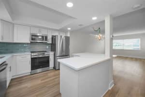 4650 COVE CIRCLE, ST PETERSBURG, FL 33708 - MLS#MFRTB8518276