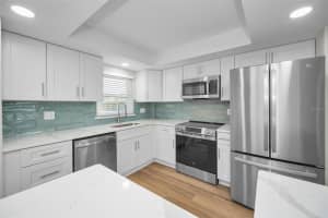 4650 COVE CIRCLE, ST PETERSBURG, FL 33708 - MLS#MFRTB8518276