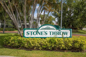6826 STONES THROW CIRCLE, ST PETERSBURG, FL 33710 - MLS#MFRTB8518293