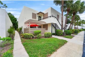 593 LAKESIDE DRIVE, BRADENTON, FL 34210 - MLS#MFRTB8518661