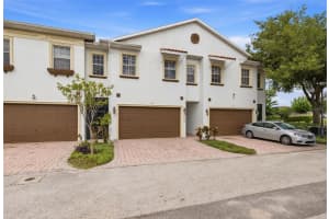 11516 BELLAMAR STREET, TAMPA, FL 33637 - MLS#MFRTB8518758