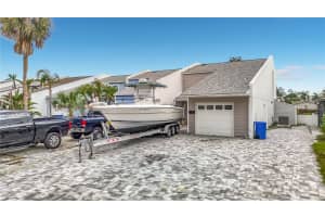 8725 BAY POINTE DRIVE, TAMPA, FL 33615 - MLS#MFRTB8518780