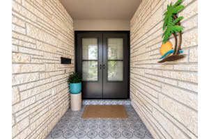 8408 BOULDER PLACE, TAMPA, FL 33615 - MLS#MFRTB8518872