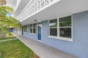 4715 BAY STREET, ST PETERSBURG, FL 33703 - MLS#MFRTB8519284