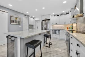4900 BRITTANY DRIVE, ST PETERSBURG, FL 33715 - MLS#MFRTB8519297