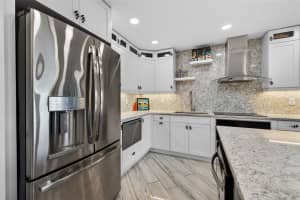 4900 BRITTANY DRIVE, ST PETERSBURG, FL 33715 - MLS#MFRTB8519297