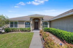 1621 DOVES VIEW CIRCLE, AUBURNDALE, FL 33823 - MLS#MFRTB8519307